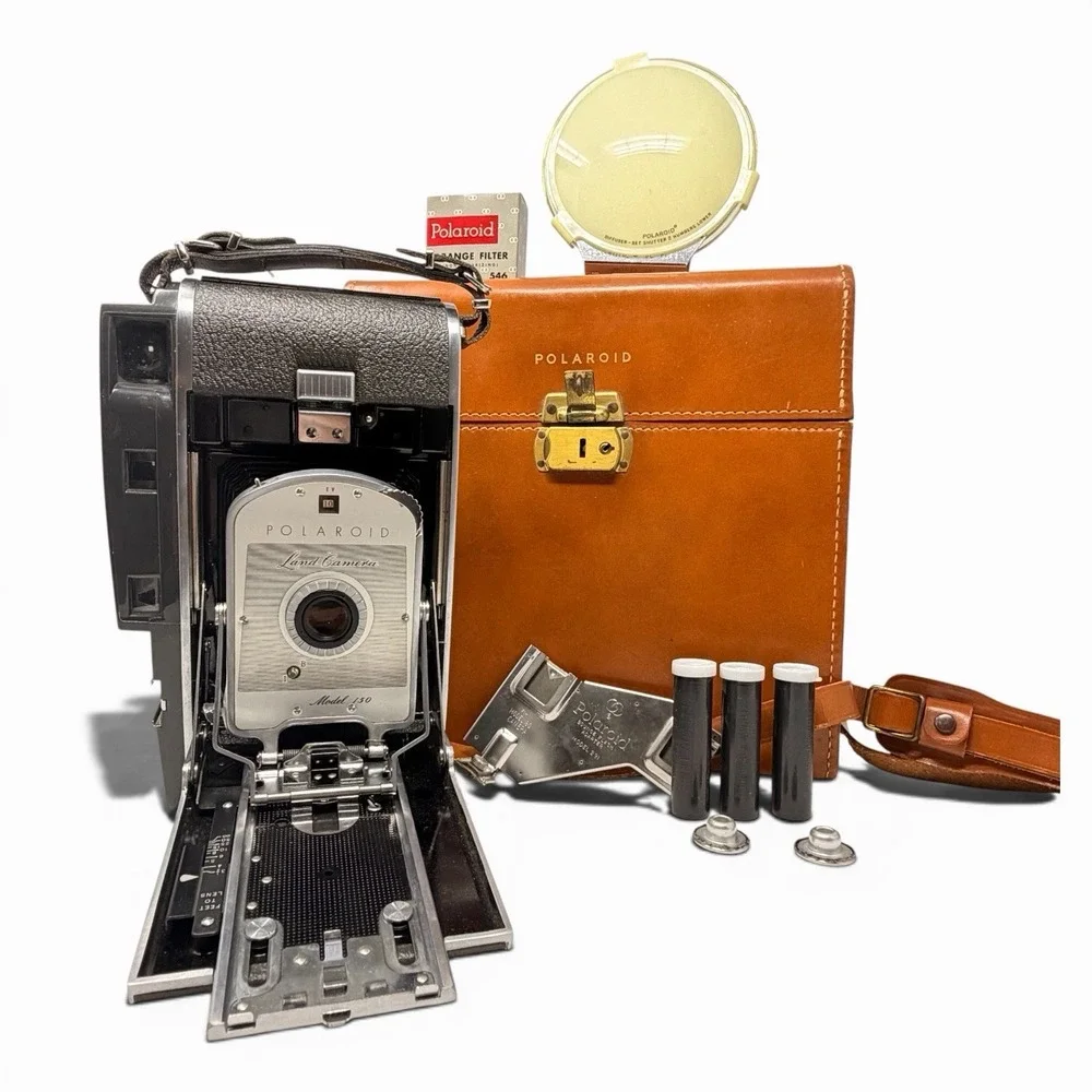 Vintage Polaroid Land Camera Model 150 w/ Leather Case & Accessories Untested
